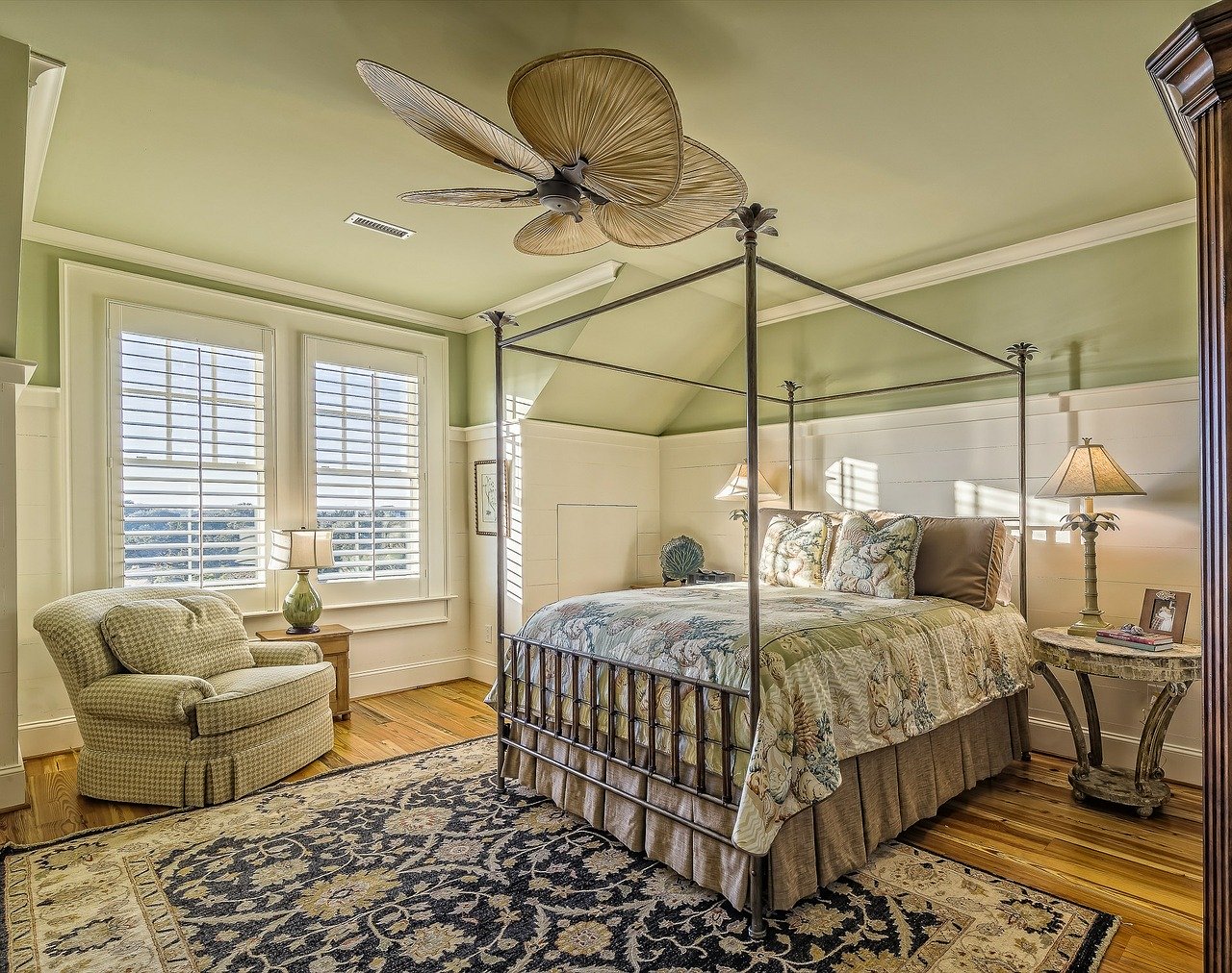 6 Tips to Achieve a Beautiful Bedroom